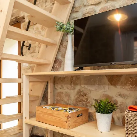 Climbing House *